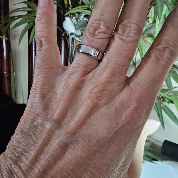 Wedding Ring - Picture 9 of 16